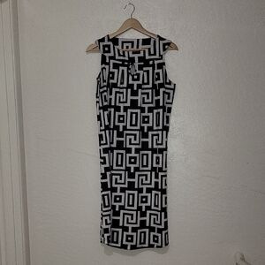 WD•NY Geometric Retro Dress Women's M Keyhole Neck Sleeveless